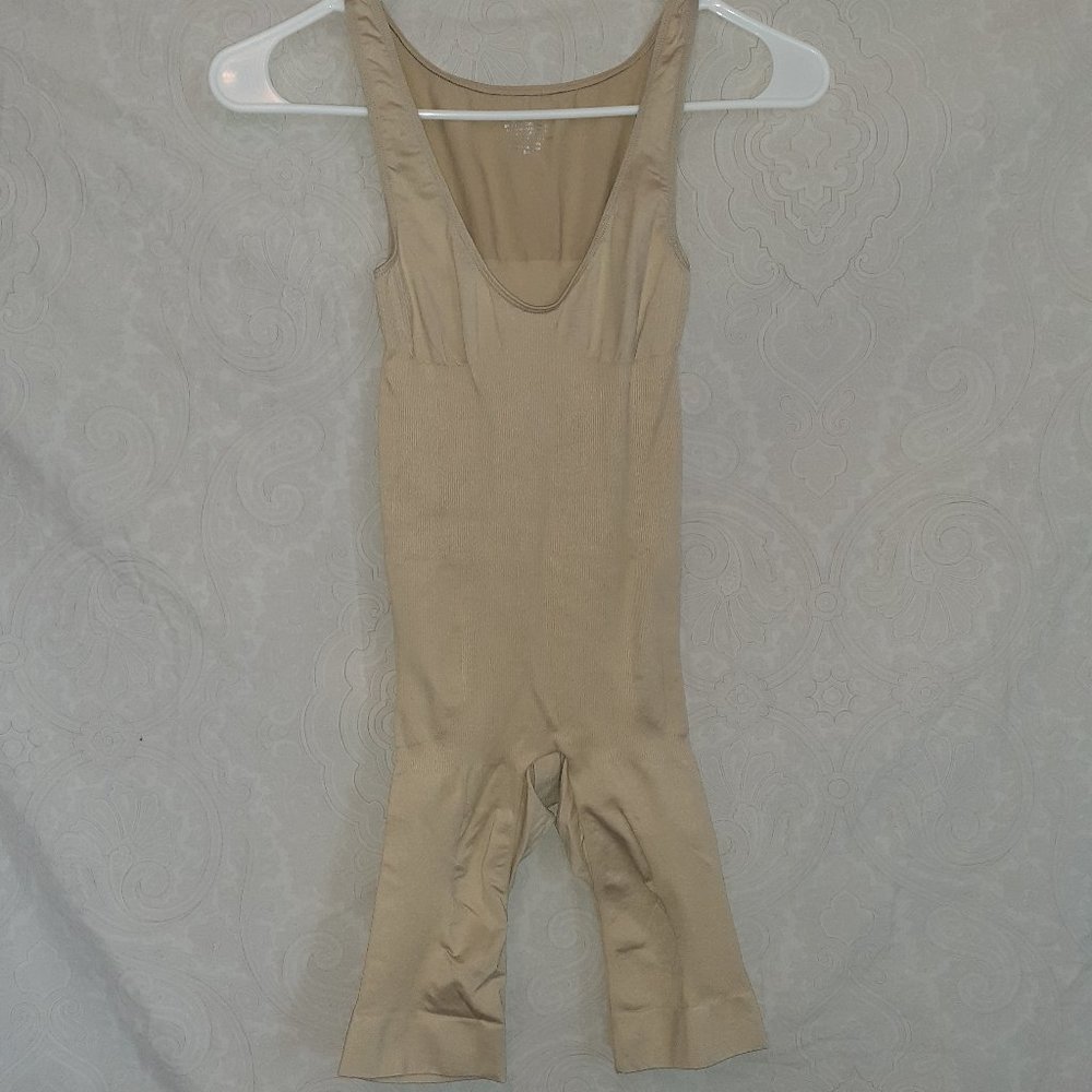 NWOT beige / sand longline shaper with bra